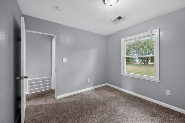 3540 Alamosa Drive, Cincinnati, OH 45251