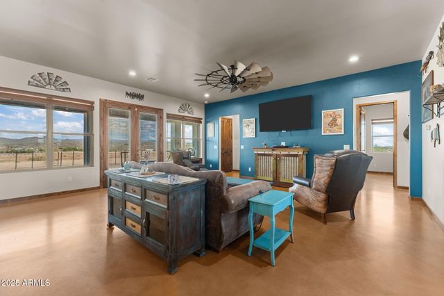 1360 Brunner Lane, Wickenburg, AZ 85390