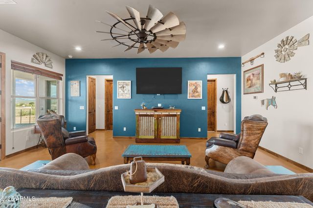 1360 Brunner Lane, Wickenburg, AZ 85390