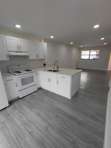 5435 W 24th Ave 14, Hialeah, FL 33016