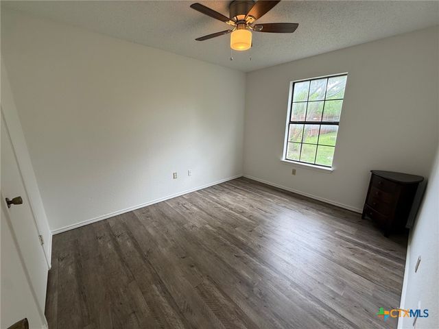 1506 Saint Louis Street, Gatesville, TX 76528