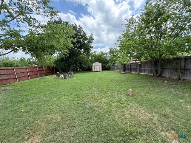1506 Saint Louis Street, Gatesville, TX 76528