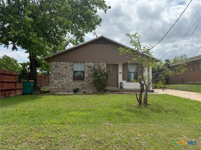 1506 Saint Louis Street, Gatesville, TX 76528