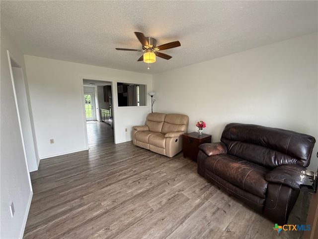 1506 Saint Louis Street, Gatesville, TX 76528