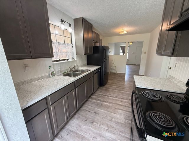 1506 Saint Louis Street, Gatesville, TX 76528