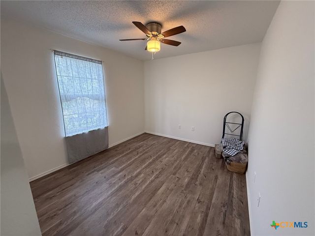 1506 Saint Louis Street, Gatesville, TX 76528