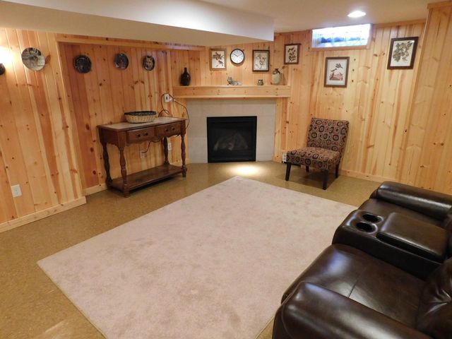 309 Judge DRIVE, Saukville, WI 53080