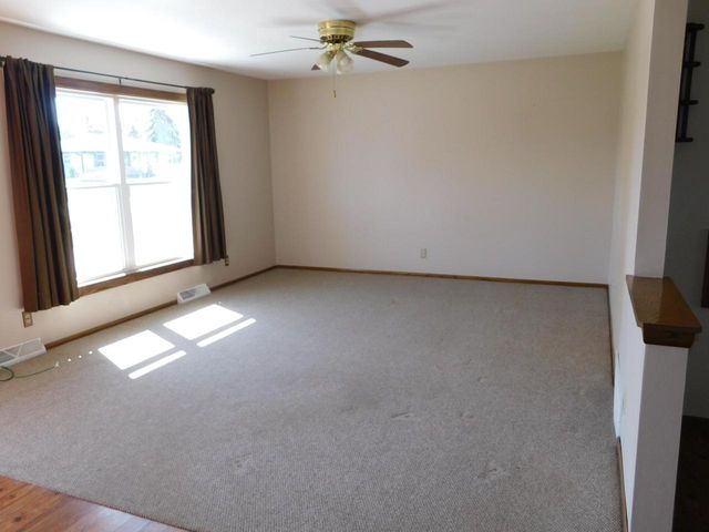 309 Judge DRIVE, Saukville, WI 53080