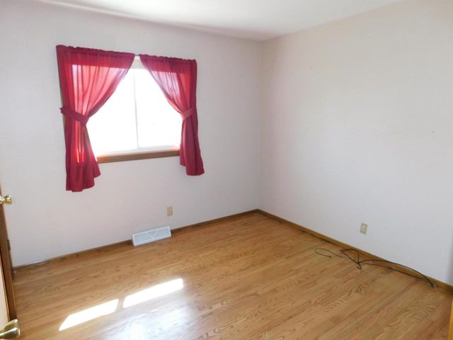 309 Judge DRIVE, Saukville, WI 53080