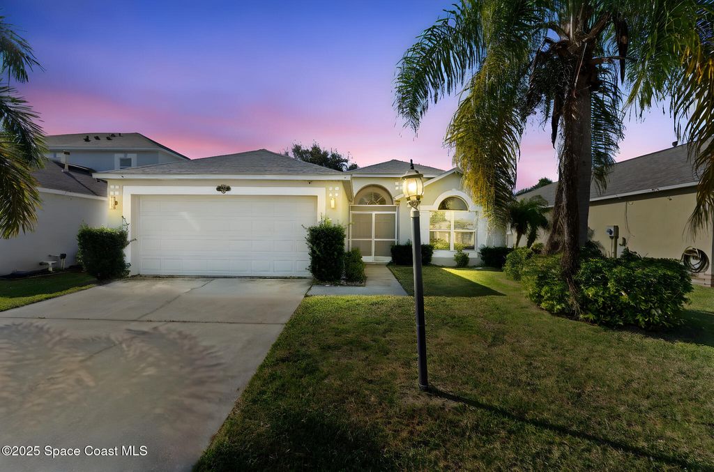 4207 Four Lakes Drive, Melbourne, FL 32940