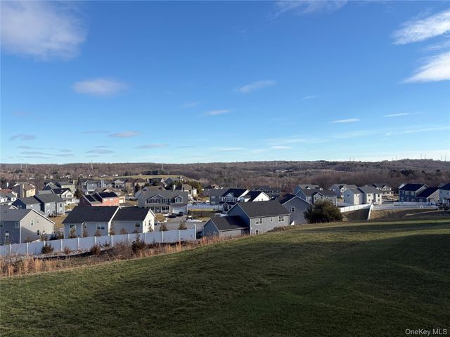 34 Dartmouth Drive, Poughkeepsie, NY 12603