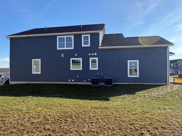 34 Dartmouth Drive, Poughkeepsie, NY 12603