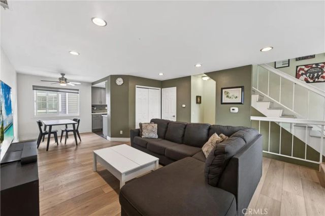 107 W Spring C, Long Beach, CA 90806