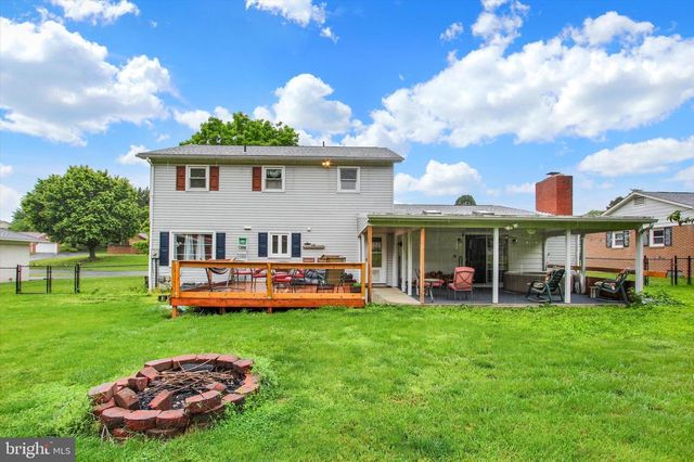 9277 MEADOWBROOK DR, Waynesboro, PA 17268
