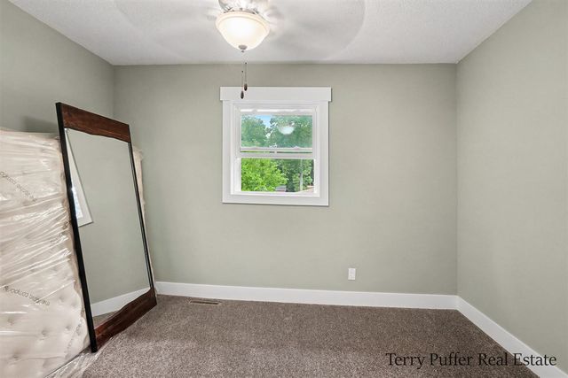1107 Lancelot Drive, Muskegon, MI 49445
