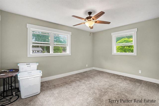 1107 Lancelot Drive, Muskegon, MI 49445