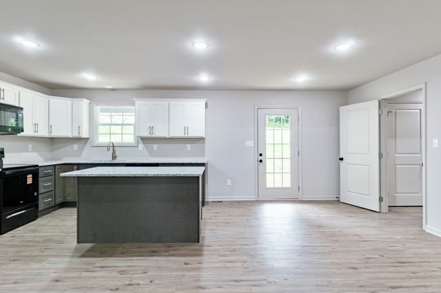 2979 Demastus Rd, Lewisburg, TN 37091