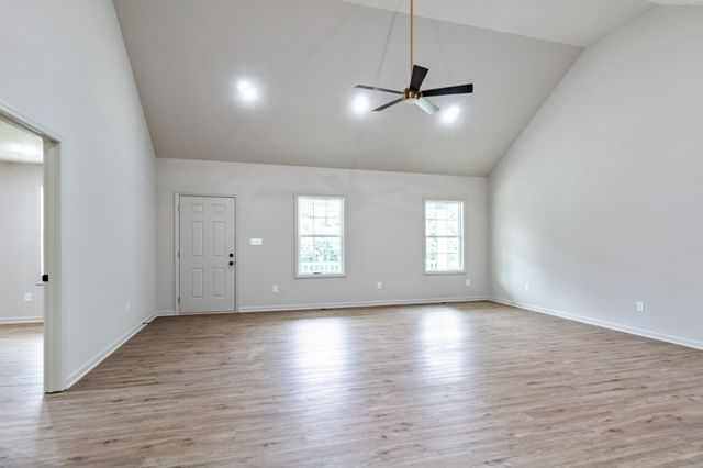 2979 Demastus Rd, Lewisburg, TN 37091