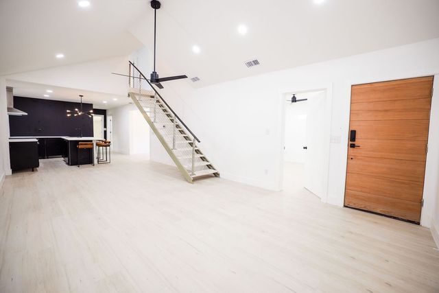 250 Skyview, Point, TX 75472