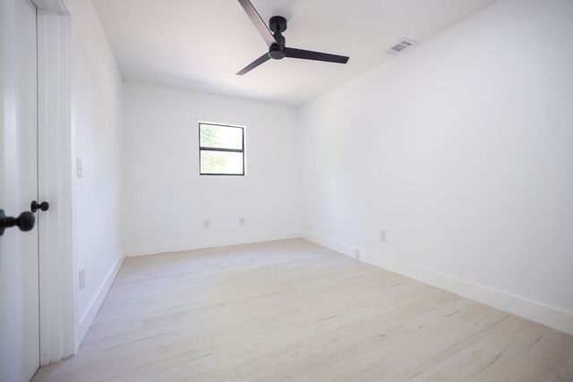 250 Skyview, Point, TX 75472