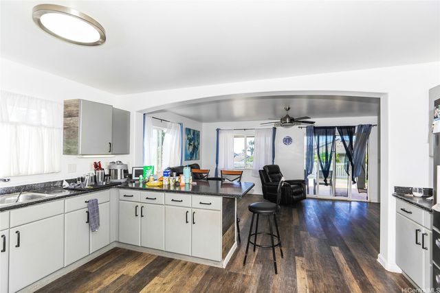 92-124 Hihialou Place, Kapolei, HI 96707