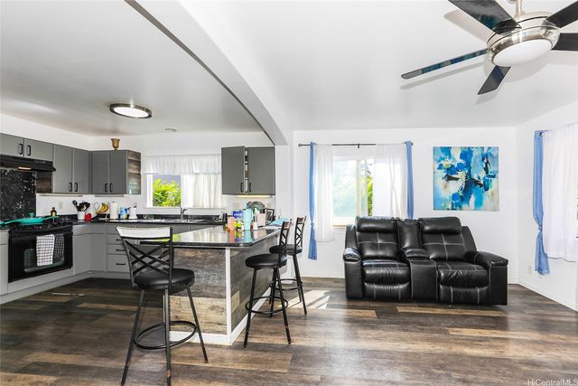 92-124 Hihialou Place, Kapolei, HI 96707