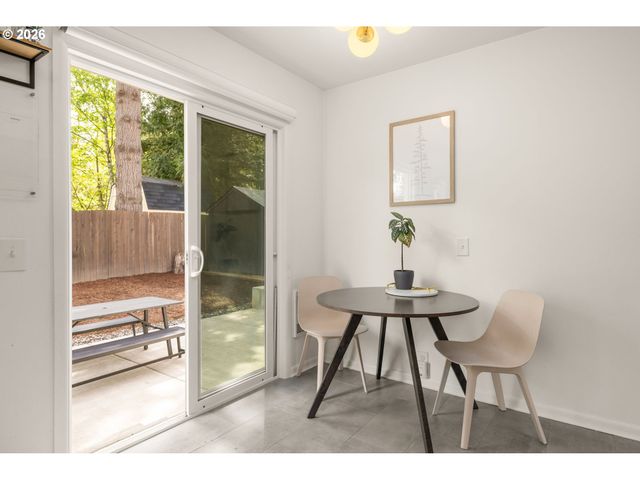 9880 Sw 80TH Ave, Portland, OR 97223