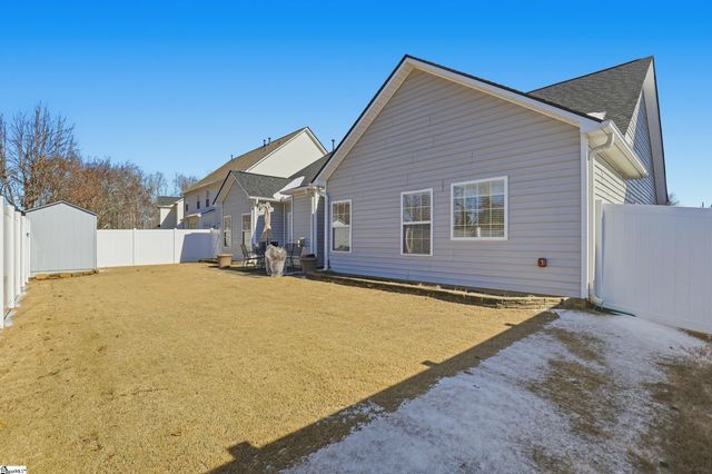 124 Ashington Drive, Simpsonville, SC 29680