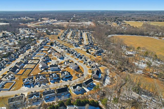 124 Ashington Drive, Simpsonville, SC 29680