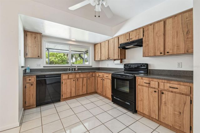 6107 OAK FERN COURT, Temple Terrace, FL 33617