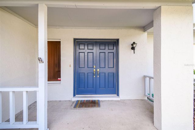 6107 OAK FERN COURT, Temple Terrace, FL 33617