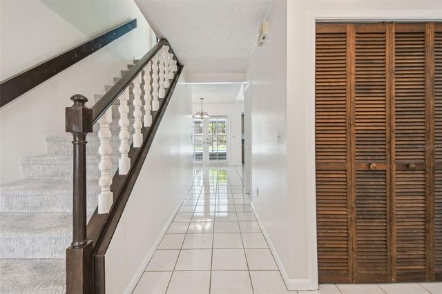 6107 OAK FERN COURT, Temple Terrace, FL 33617