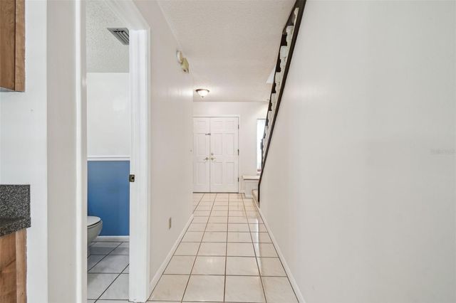 6107 OAK FERN COURT, Temple Terrace, FL 33617