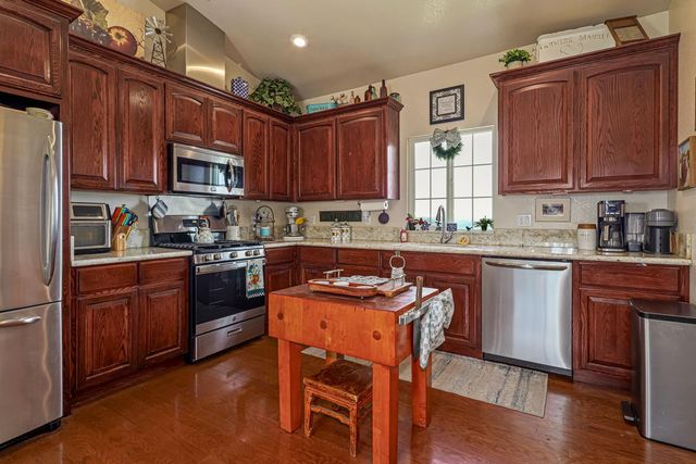 3049 Patriot Way, Valley Springs, CA 95252