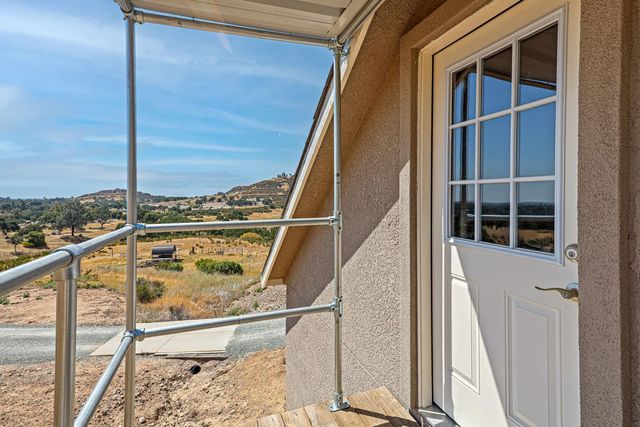 3049 Patriot Way, Valley Springs, CA 95252
