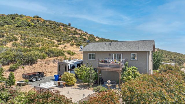 3049 Patriot Way, Valley Springs, CA 95252
