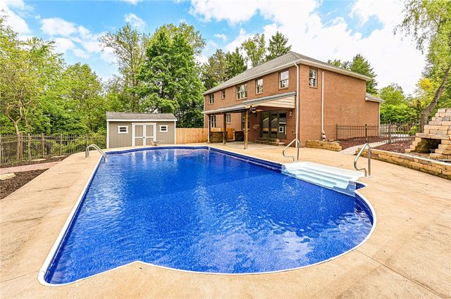 1120 Sandstone Rd, City Of Greensburg, PA 15601