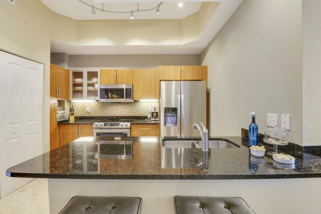 600 S Dixie Highway 405, West Palm Beach, FL 33401