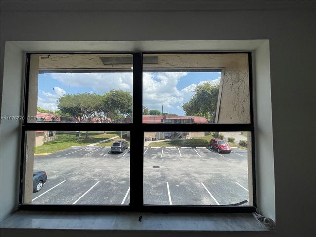 14915 SW 104th St 20-24, Miami, FL 33196