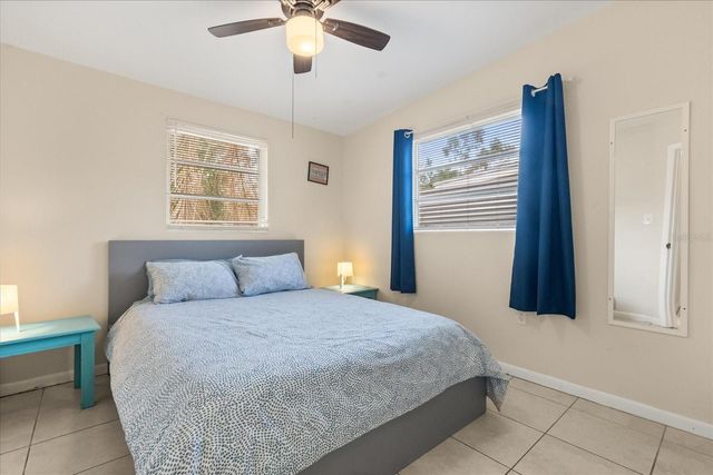 1595 HOWARD PLACE A & B, Largo, FL 33770