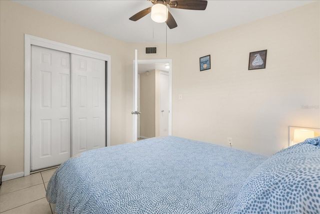 1595 HOWARD PLACE A & B, Largo, FL 33770