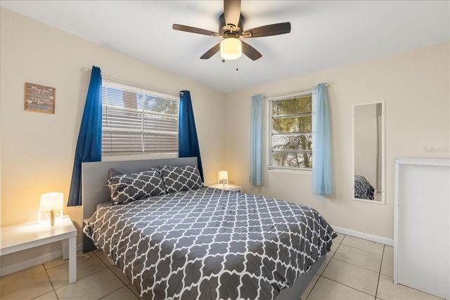 1595 HOWARD PLACE A & B, Largo, FL 33770