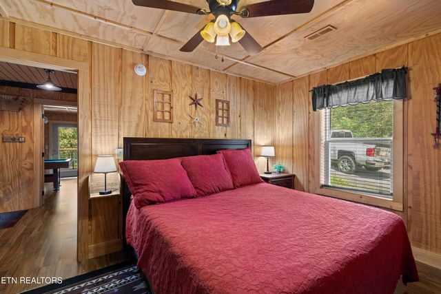 309 Tower Rd, Gatlinburg, TN 37738
