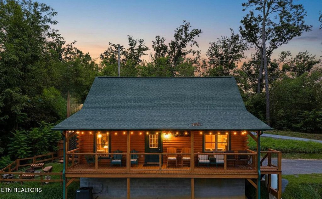 309 Tower Rd, Gatlinburg, TN 37738