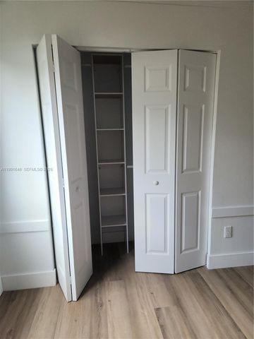 8615 SW 15th St, Pembroke Pines, FL 33025