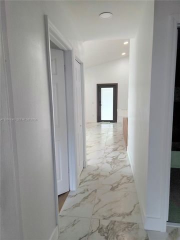 8615 SW 15th St, Pembroke Pines, FL 33025