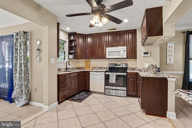 9836 HARFORD RD, Parkville, MD 21234