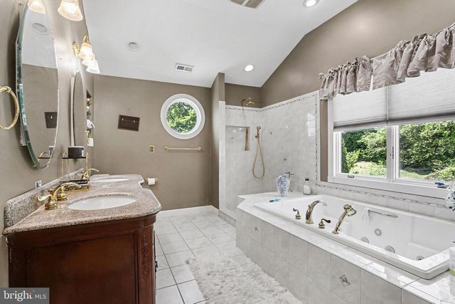 9836 HARFORD RD, Parkville, MD 21234