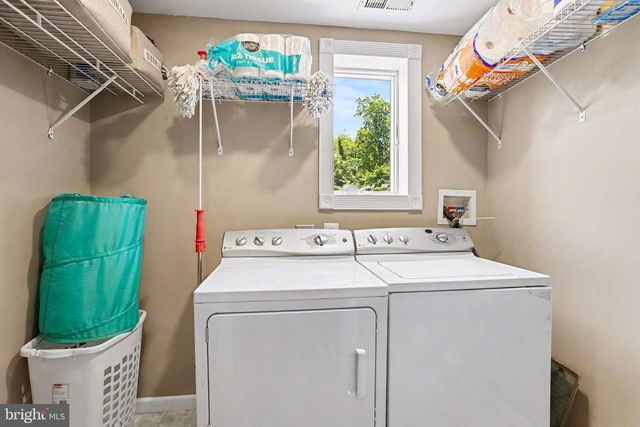 9836 HARFORD RD, Parkville, MD 21234