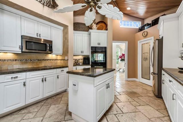 5328 E Leitner Drive, Coral Springs, FL 33067